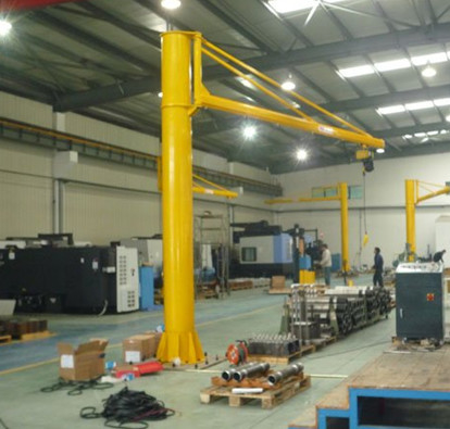 Electric Rotary Column Cantilever Crane 360 Degres Lifting Speed 8 M / Min