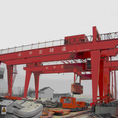 100 Ton Rail Mounted Container Gantry Crane A6-A8 Cabin Control